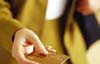  Klik untuk melihat lebih jelas gambar on Hands